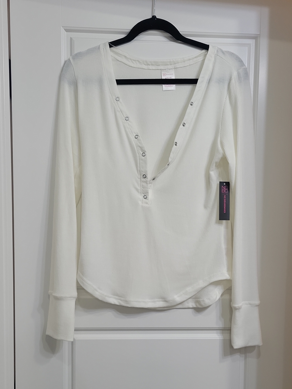 Women's White Long-Sleeve Snap Henley Top